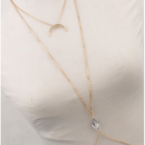 JUST IN Crystal Crescent Moon Body Chain - Picture 6 of 7